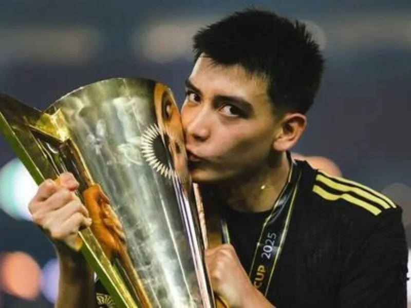 cau thu tre nhat world cup 2026 la ai he lo tai nang 17 tuoi gilberto mora