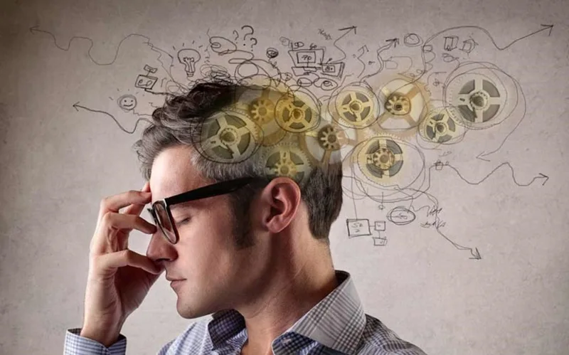 Trí thông minh của con người được thể hiện đa dạng qua tư duy logic, sáng tạo và thành tựu thực tế.