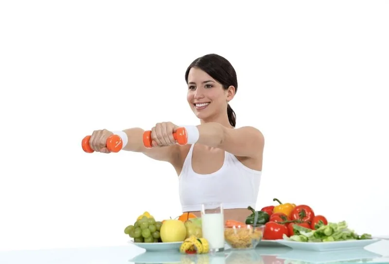 Kết hợp cardio với dinh dưỡng cân bằng và ngủ đủ giấc giúp quá trình giảm mỡ đạt kết quả bền vững.